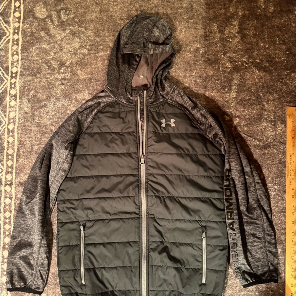 Under Armour coldgear lightweight zippered hoodie youth XL black & gray